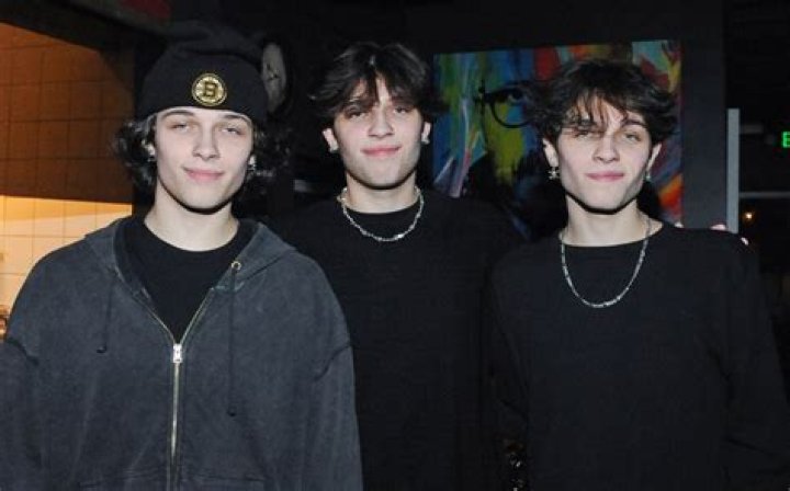 Chris Sturniolo age, biography, net worth, career, brothers