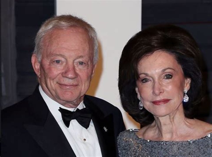 Eugenia Jones Bio, Age & Facts About Jerry Jones Wife