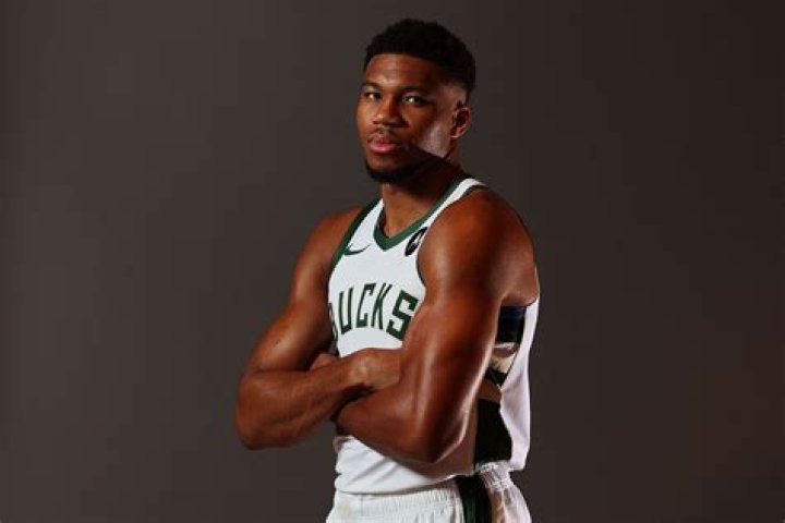 Giannis Antetokounmpo height: How tall is Giannis Antetokounmpo?