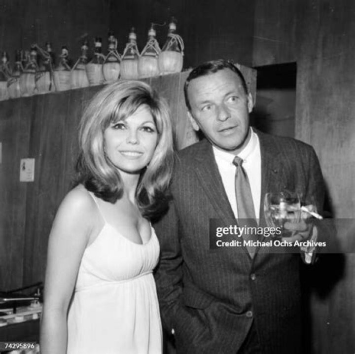 Is Nancy Sinatra The Daughter Of Frank Sinatra?