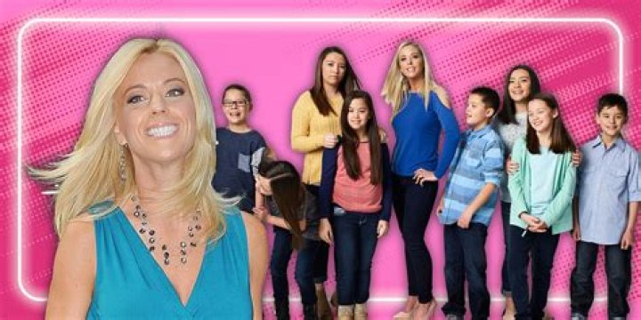 Kate Gosselin surprises ex Jon by showing up to estranged kids' Hannah and Collin's high school grad