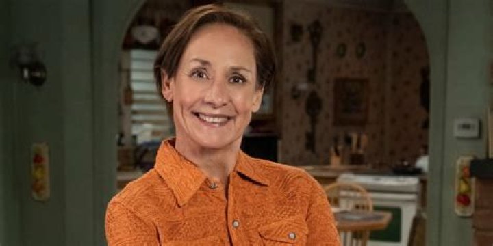 Mary Cooper Portrayed By Actress Laurie Metcalf