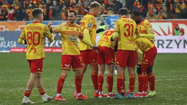 Radomiak Radom Jagiellonia Białystok gledaj na żywo Radomiak Radom - Jagiellonia Białystok relacja na żywo 27.07.2024