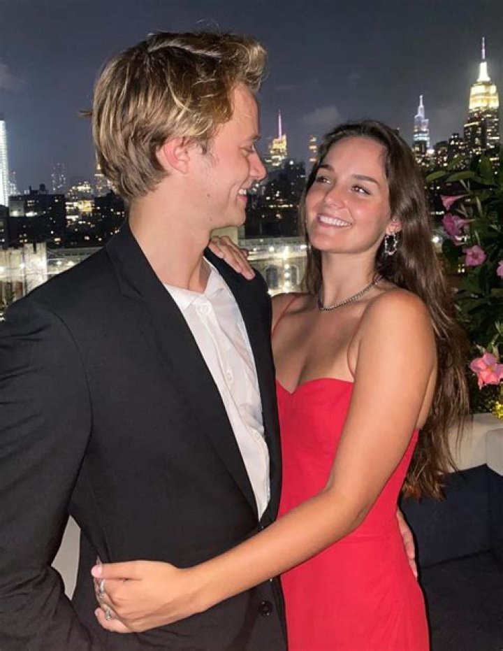 Unlocking The Secrets Of Elaine Siemek's Age