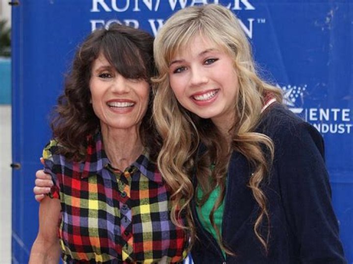 Unraveling The Mystery: Hawaii Encounter Of Jennette McCurdy And Paul Glaser