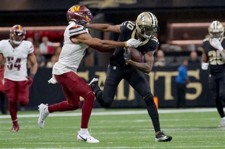 Unveiling The Enigmatic Marquez Valdes-Scantling's Wife: Surprising Revelations